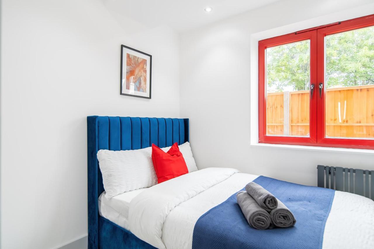 Appartement London Road Romford Block Extérieur photo