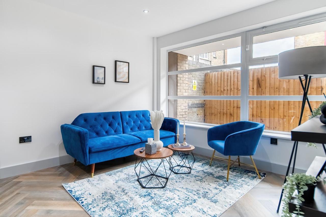 Appartement London Road Romford Block Extérieur photo